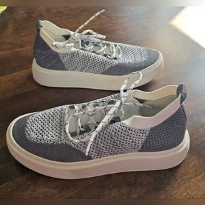 J Slides Duchess Lace Up Sneakers Womens Size 7